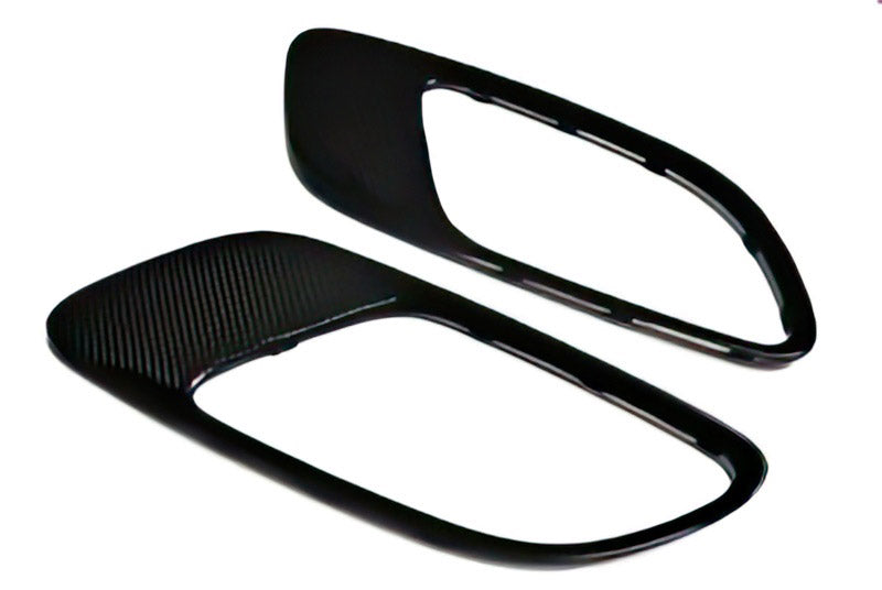 Carbon fibre bonnet vent surrounds