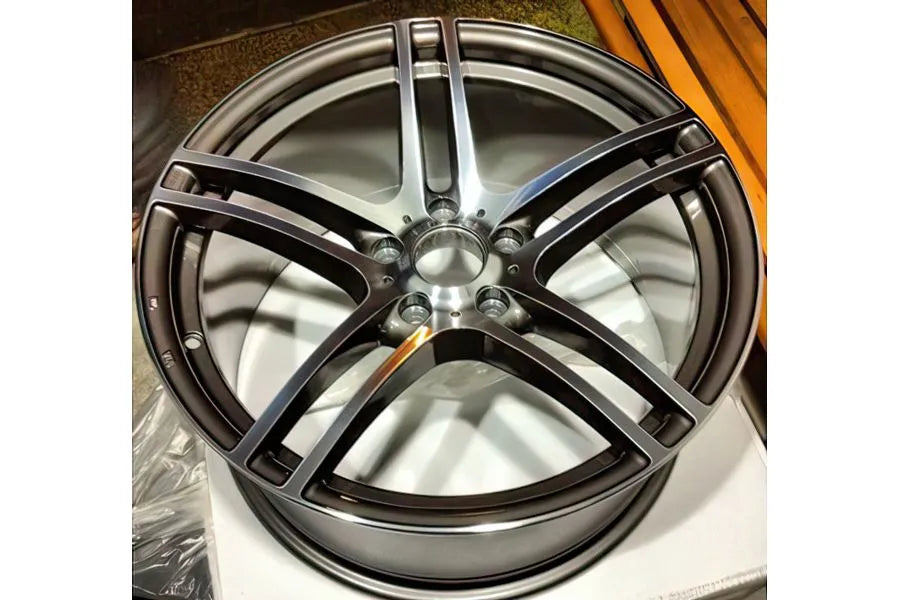 Performance Twin Spoke Alloy Wheel Set with Polished Face for Various Models Group1