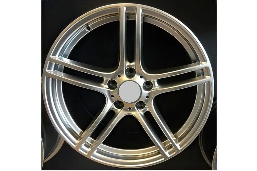 Performance Twin Spoke Alloy Wheel Set in Silver for various 1 and 2 Series