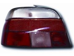Red and clear rear lamps, saloon upto 08/2000